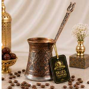 หม้อกาแฟตุรกีลายทองประดับตกแต่งอย่างหรูหรา ทำจากโลหะลายนูน พร้อมฝาปิดและด้ามจับไม้ สำหรับการชงแบบดั้งเดิม - Product Image 2