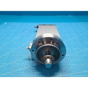 Actuador de Cilindro de Placa SMC MDUB63-E4126-200 Usado Como Está, Piezas de Equipos Semiconductores Legacy - Product Image 2
