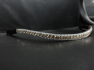 Banda para cejas de cuero de caballo blanco cristal de la mejor calidad Producto de caballo Premium. - Product Image 5