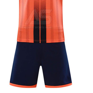 Vente directe d'usine, prix bas, uniforme de football respirant de haute qualité, logo personnalisé, design tendance, best-seller en gros - Product Image 6