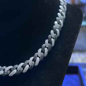Collar de Cadena Cubana de Plata 925 con Diamantes de Moissanita Negros y Blancos, Corte Brillante, Joyería Hip Hop, Regalo para Ella - Product Image 3