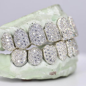 Mejor Precio para Grillz Dentales Personalizados de Plata 925, Joyería Hip Hop con Diamantes de Moissanita para Dientes, Joyería de Plata - Product Image 3