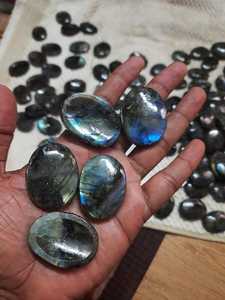 Wholesale MIEN Brand Natural Crystal Agate Oval <b>Worry</b> <b>Stone</b> Massage Thumb Eco-friendly Polished Gemstone Crafts Best Quality - Product Image 2