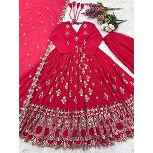 Vestido de noche bordado de diseñador con aspecto de fiesta Pent y Dupatta con trabajo de secuencia - Product Image 4