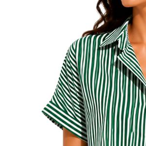 Camisa corta a rayas verde y blanca personalizada para mujer, logotipo bordado personalizado, blusa informal de verano con botones y manga corta, OEM - Product Image 4