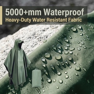 Poncho de pluie imperméable vert à capuche avec poche avant, unisexe, pour adulte, vêtement d'extérieur, design léger et compact - Product Image 4