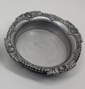 Silver Decorative Round Aluminium Bottle Coaster Dining Table Decor Wine Bottle Coaster For Parties & Events Usage Low Price - Product Image 2