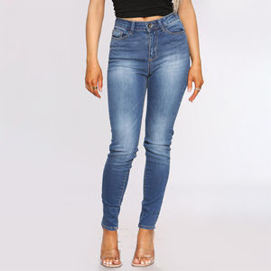 กางเกงยีนส์ผ้ายืดทรงสกินนี่สำหรับผู้หญิง OEM คุณภาพดีที่สุด กางเกงยีนส์ขายส่งสำหรับผู้หญิง ODM - Product Image 4