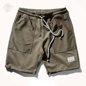 Shorts Bermuda en coton vert olive pour homme avec cordon de serrage à la taille et poches, style décontracté, couleur unie, coupe mi-haute - Product Image 5
