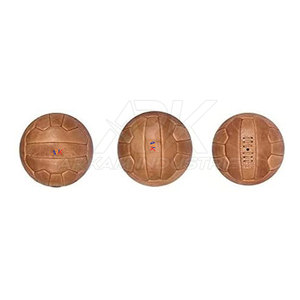Ballon de football vintage en cuir antique, fait main, faible MOQ - Product Image 3