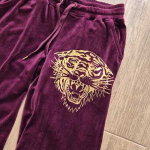 Survêtements en velours de qualité supérieure à prix de gros, pantalons droits personnalisés avec motifs graphiques pour femmes - Product Image 3
