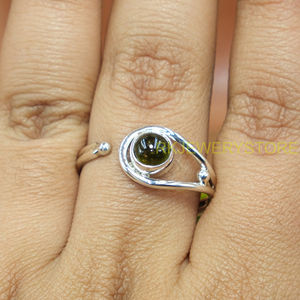 แหวนเงินแท้ 925 ปรับขนาดได้ ประดับด้วยพลอยควอตซ์สโมคกี้ธรรมชาติ |   แหวนวงเปิดทำมือสำหรับผู้หญิง - Product Image 2