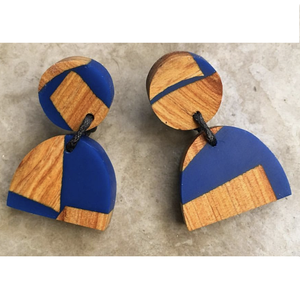 Boucles d'oreilles pendantes en résine style élégant pour filles, motif rayé bleu-marron, légères, parfaites pour les fêtes, meilleur prix 2026, meilleur produit - Product Image 1