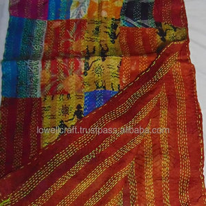 Pañuelo de Seda Estampado al por Mayor, 50x50 cm, Cuadrado, Tipo Seda, con Logotipo Personalizado, Estilo Primavera para Mujer, Diseño Elegante y Suave - Product Image 6