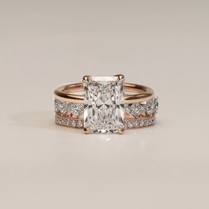 Anillo Solitario Personalizado con Diamante de Laboratorio de Corte Radiante de 3.54 CT, Oro Rosa de 14K, Banda de Diamantes en Forma de Burbuja, Micro Pavé, Apilable, para Aniversario - Product Image 4