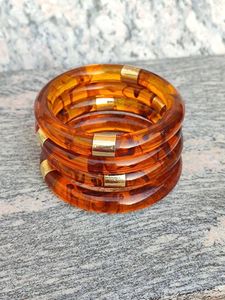 Accesorio de Pulsera de Resina Moderna Diseñado con Colores Artísticos Vibrantes para un Estilo Diario Elegante - Product Image 5