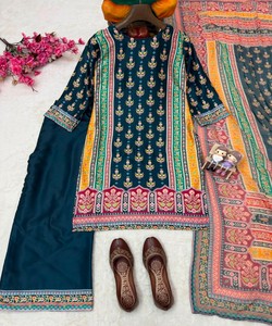 Salwar Kameez traditionnel en satin pour femmes, imprimé numérique, longueur cheville, coupe ample, style Inde Pakistan 85548 VRINDAVAN- VF 240 - Product Image 4