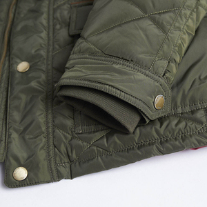 Nouvelle conception, tendance du moment, veste de terrain matelassée unie pour homme, la plus demandée, imperméable, avec logo frontal, vente en gros - Product Image 3