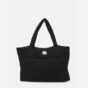Bolso Tipo Tote Acolchado, Fabricado en Fábrica, Ligero, de Construcción Suave, Interior Espacioso, Casual, para Uso Diario, para Llevar al Hombro - Product Image 5