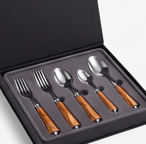 Juego de cubiertos de acero inoxidable con mango de madera, acabado pulido espejo, diseño minimalista, apto para lavavajillas, para uso doméstico. - Product Image 6