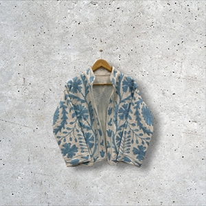 Veste matelassée pour femme en velours floral respirant, broderie Suzani, tricotée à la main, doublure en coton - Idéale pour le printemps, l'automne et l'hiver - Cadeau - Product Image 3