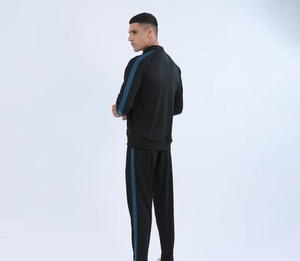 Chándal negro para hombre, de manga larga, con capucha, color liso, informal, para invierno, transpirable, de poliéster y forro polar, corte regular, con cremallera. - Product Image 2