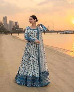 Ensemble de robe en coton imprimé, vêtements indiens et pakistanais, collection d'été, doux et respirant, tenue pour femmes en 3 pièces, à porter au quotidien - Product Image 6