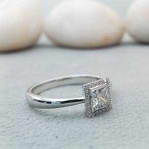 D'VINS JEWELS Bague de fiançailles et de mariage tendance en forme de princesse, sertie de pierres de laboratoire taille brillant, couleur D, plaqué argent et or - Product Image 3