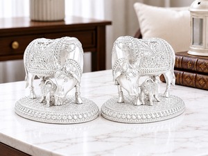 Par de Vacas y Terneros de Resina, Ídolo Moderno para Regalo Espiritual de Inauguración de Casa, 7,5 x 5 cm, 192 g, Murti Tradicional para Puja, Decoración del Hogar - Product Image 4