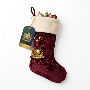 Chaussette de Noël en tricot torsadé hybride rouge velours, broderie dorée personnalisée, bordure en fausse fourrure blanche, vente en gros - Product Image 1