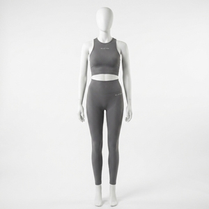 Conjunto Deportivo para Mujer, Top Corto de Manga Larga con Canalé Gris, Leggings de Cintura Alta, para Yoga, Gimnasio, Fitness y Entrenamiento - Product Image 1