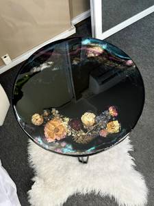 Mesa de Centro de Resina Epoxi Negra, Mesa Auxiliar Hecha a Mano con Flores Secas Reales, Decoración Artística para el Hogar, Regalo de Cumpleaños, Regalo de Navidad, Regalo de Boda - Product Image 5