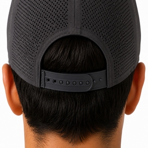หมวกแก๊ปแบบ Snapback สำหรับทุกเพศ สีสันสดใส ผ้าฝ้ายนุ่ม สวมใส่สบาย ทรงเบสบอลแบบไม่แข็ง ปรับสายได้ สไตล์ลำลอง คลาสสิก เรียบง่าย  ใส่สบาย - Product Image 5