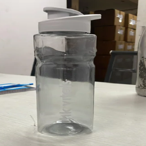 Bouteille transparente avec couvercle pratique pour boire, idéale pour l'école, le bureau, les activités de plein air, les voyages et l'hydratation quotidienne - Product Image 2