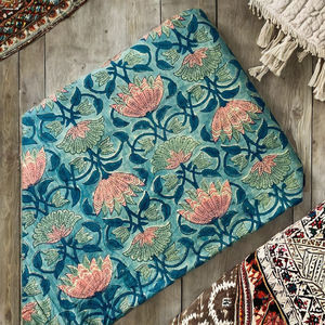 Tela de Algodón 100% Estampada con Diseño Moderno, Tela de Algodón Suave y Ecológica con Estampado Floral, Nuevos Diseños para Forro de Ropa - Product Image 3