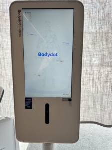 เครื่องวิเคราะห์ร่างกายอัจฉริยะ Bodydot BDF1000 พร้อมระบบ AI ตรวจสอบสุขภาพ โครงอะลูมิเนียมอัลลอยด์ที่ยืดหยุ่น ไม่สามารถพับได้ ติดตามร่างกายแบบเต็มรูปแบบ - Product Image 2