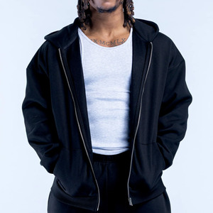 เสื้อฮู้ดดี้ผู้ชายสีดำกลางคืนแบบขายส่ง OEM สกรีนโลโก้ได้ตามสั่ง ทรงหลวม ผ้าคอตตอนผสม ระบายอากาศได้ดี เหมาะสำหรับออกกำลังกายและสวมใส่ลำลอง - Product Image 3