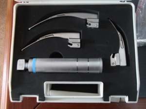 MayoMed Fiber <b>Optic</b> Mclntosh Laryngoscope reusable with 3 blades Intubation Surgical <b>Instruments</b> Diagnostic Laryngoscope Set - Product Image 2