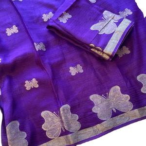 Tela de seda pura con estampado de mariposa de diseñador de lujo 5,5 MTR de longitud larga Sari elegante con la misma pieza de blusa de Surat - Product Image 2
