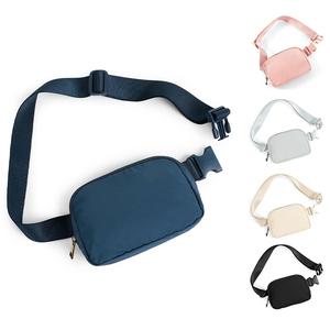 Top Quality 2026 Custom Vintage Leather Waist Bag Unisex Nylon Waist Bag Zipper Closure Multiple Colors Daily Use Fanny Packs - Product Image 3