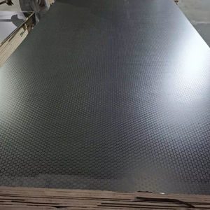 Contrachapado Fenólico WBP con Película Antideslizante de 10 mm, Contrachapado con Película de Color Marrón Oscuro, Contrachapado con Malla Metálica - Product Image 1