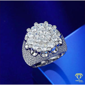 Anillo de Plata 925 Premium con Diamantes Cultivados en Laboratorio, Diseño Floral, para Compradores de Joyería al por Mayor y Revendedores Minoristas - Product Image 2