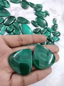 Malaquita Verde Natural 100% de Primera Calidad al por Mayor, Corte Ovalado Hecho a Mano, Ojo de Gato, 36x14x4mm, para Fabricación de Joyas, Manualidades, Venta al por Mayor - Product Image 3