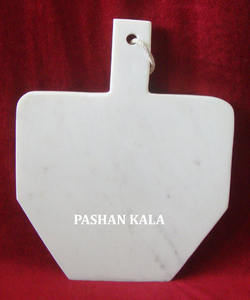 Tabla de Cortar de Mármol Antigua de Diseño de Lujo con la Mejor Calidad en Blanco y un Diseño Único en Forma de Corazón para Uso en Cocinas - Product Image 3