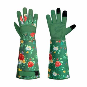 Guantes de Jardinería con Diseño Floral Morado, Palma Acolchada de Gamuza Sintética, con Tirador, para Exteriores - Product Image 2