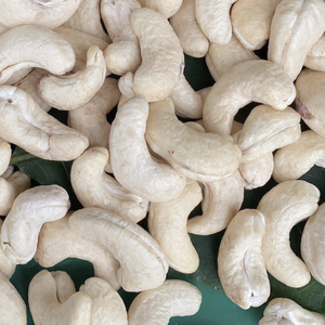 Noix de cajou brutes directement de l'usine WW180, WW240, WW320, LP, prix des noix de cajou au Vietnam, noix de cajou avec emballage personnalisé - Product Image 1