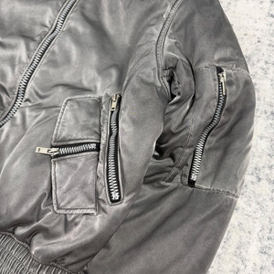 Chaqueta Bomber Larga Gris Sólida Vintage para Hombre con Cuello Mandarín, Cierre de Cremallera, Puños Acanalados, Estilo Urbano de Primavera, Reversible por Delante - Product Image 3