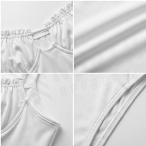 Ensemble de yoga 2 pièces imprimé papillon bleu avec finition dorée, body à col en V profond et jupe portefeuille longueur genou - Product Image 4