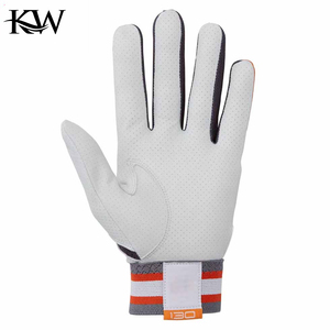 ถุงมือตีเบสบอลหนังแท้ ระบายอากาศได้ดี ถุงมือซอฟต์บอลเบสบอล หนังวัวแท้ ออกแบบได้ตามต้องการ ถุงมือตีเบสบอล 2026 - Product Image 4