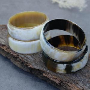 Bracelet rond en corne de buffle, bijoux en corne naturelle - Product Image 2